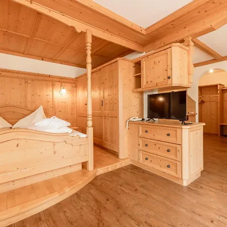 Alpenpension Pfurtscheller Pensión 4*