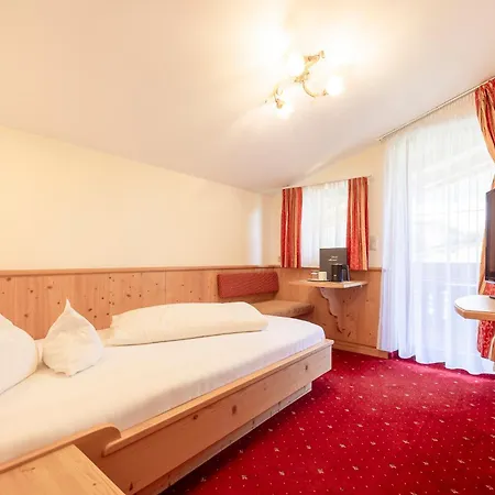 Alpenpension Pfurtscheller 4*