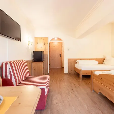 Alpenpension Pfurtscheller Pensión 4*