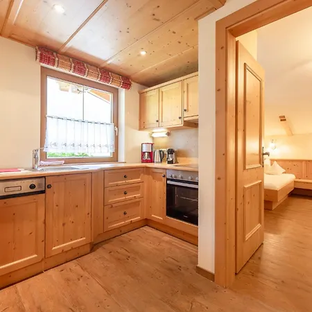 Alpenpension Pfurtscheller Pensión 4*