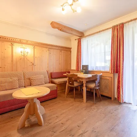 Alpenpension Pfurtscheller 4*