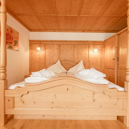 Affittacamere Alpenpension Pfurtscheller 4*