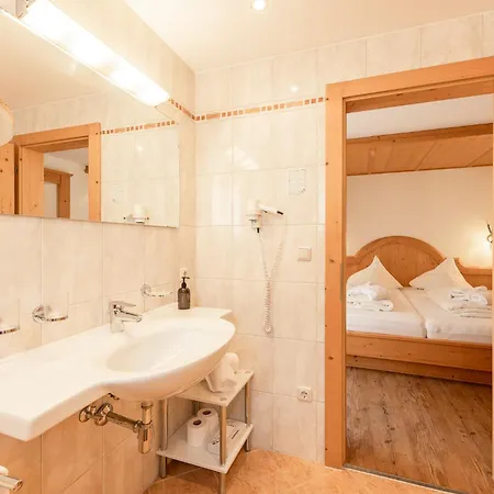 Alpenpension Pfurtscheller 3* Neustift im Stubaital