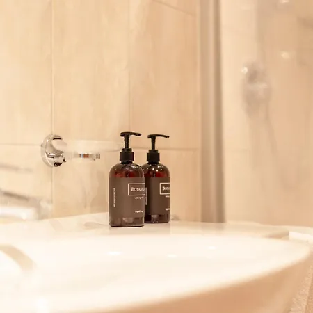 Alpenpension Pfurtscheller Pensión Neustift im Stubaital